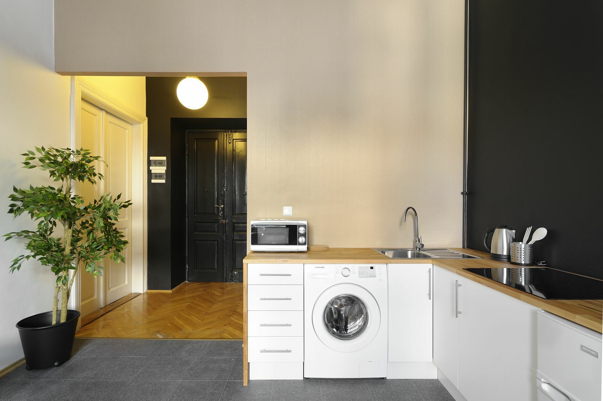 Ekoidea Station Apartments Krakow Luaran gambar